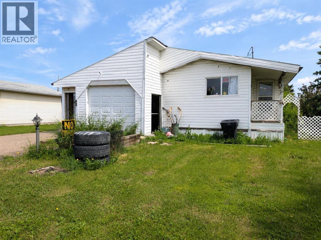 4611 48 Street - 1