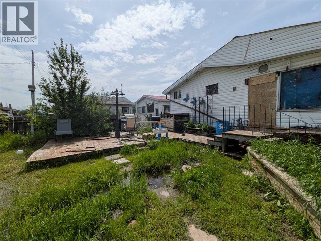 4611 48 Street - 18