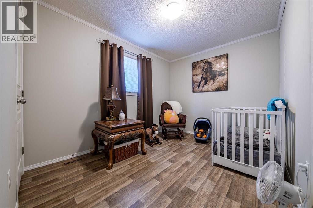 129-11850, 84 ave - 15