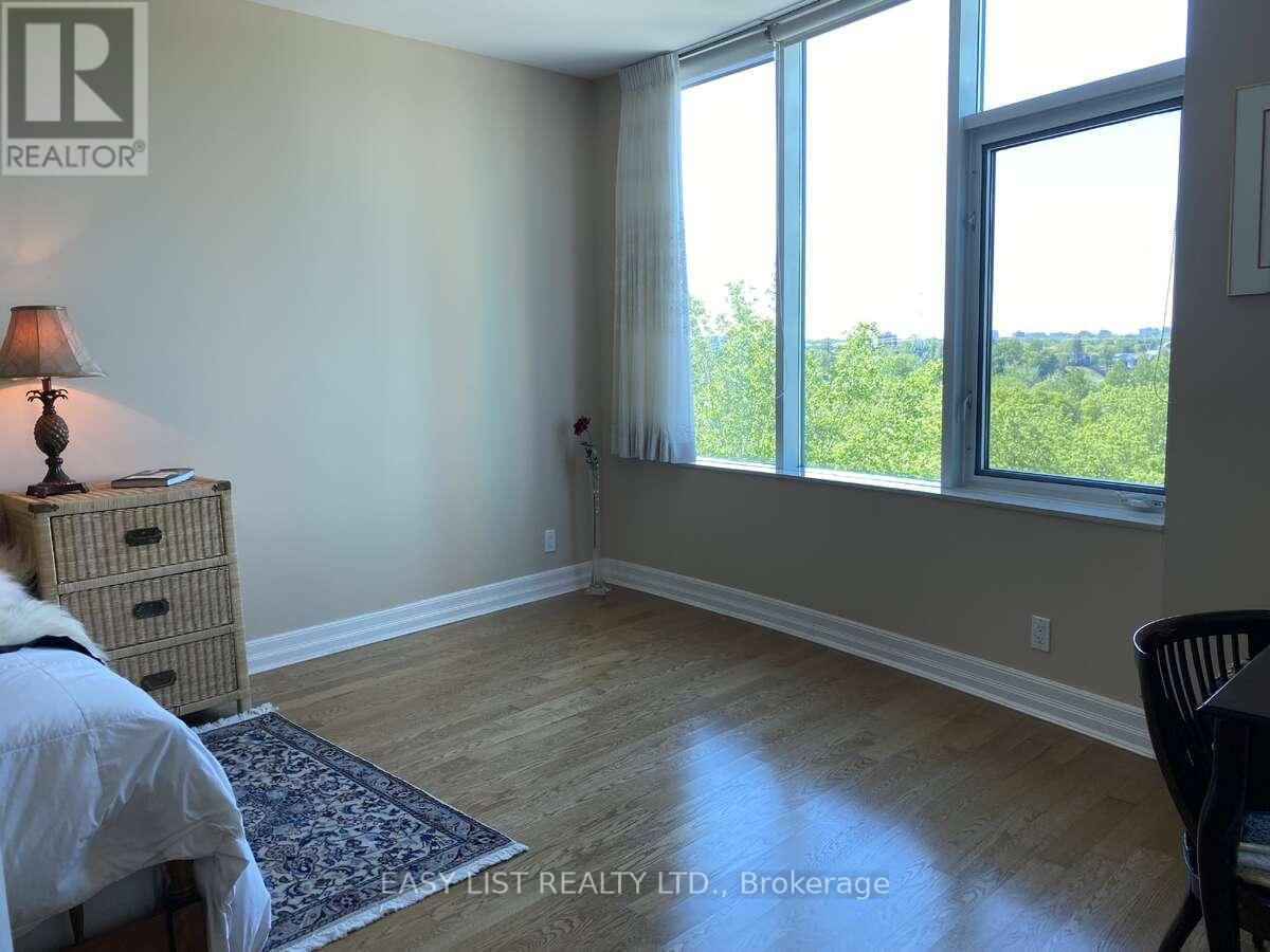 #602 3590 RIVERGATE WAY - 37