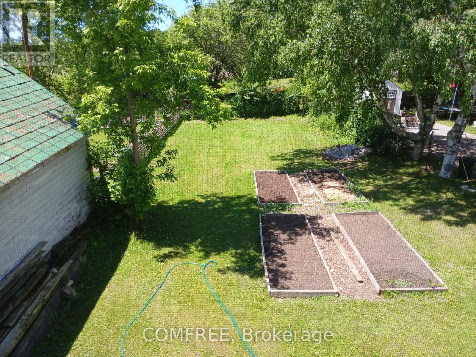 2 MILLER STREET - 23
