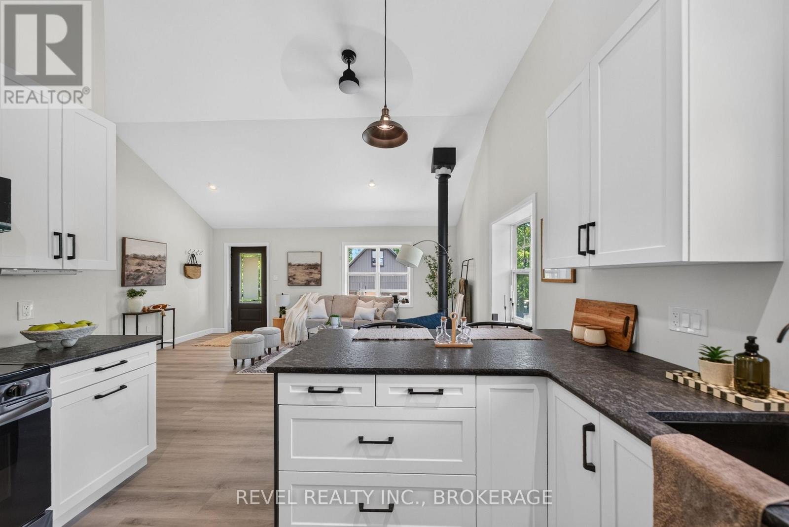 106 LONG POINT ROAD - 19