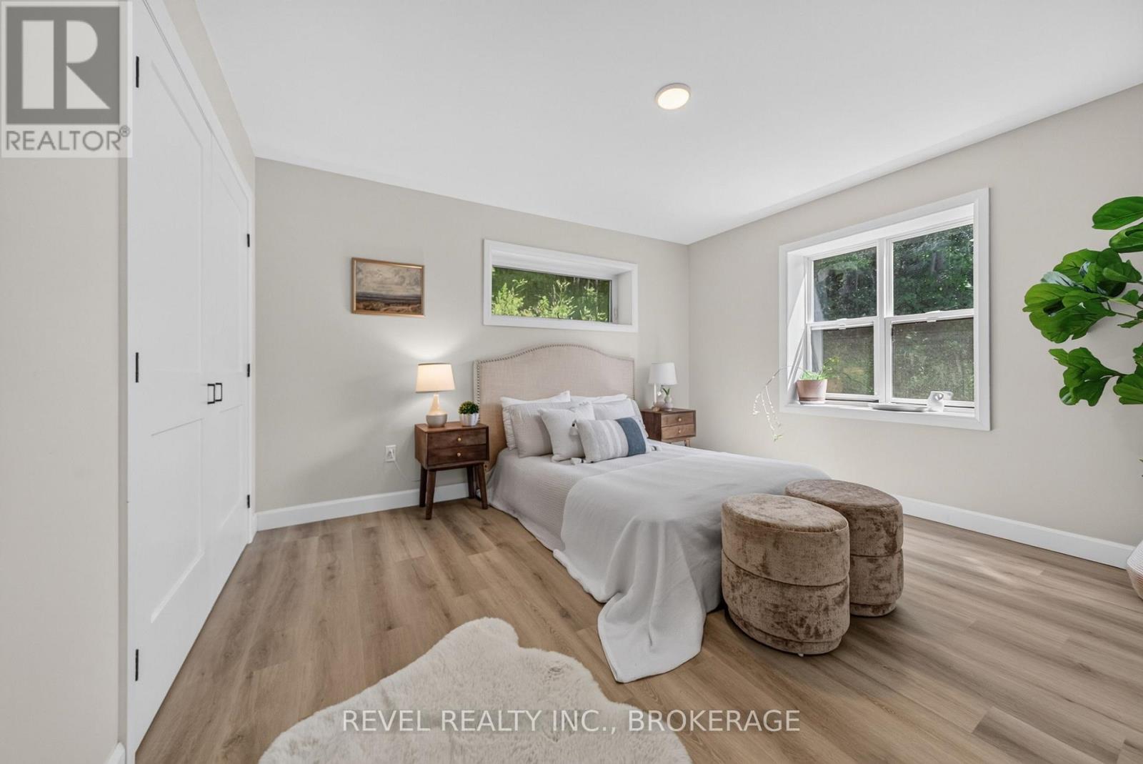 106 LONG POINT ROAD - 22