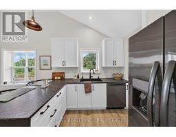 106 Long Point Road, Leeds And The Thousand Islands, ON K0E1N0 Photo 17