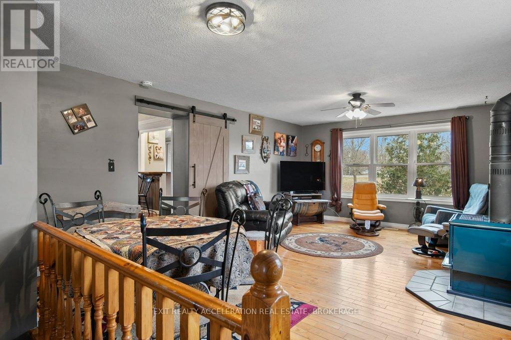 1125 COUNTY RD 1 E - 10