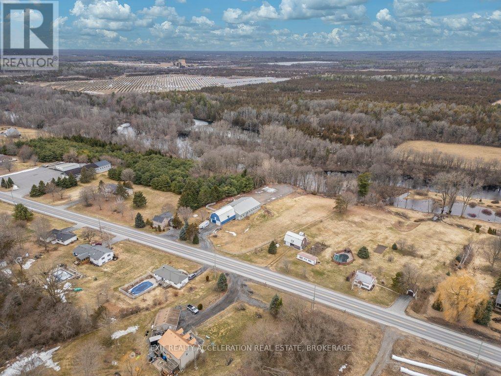 1125 COUNTY RD 1 E - 41