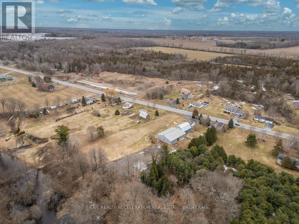 1125 COUNTY RD 1 E - 43