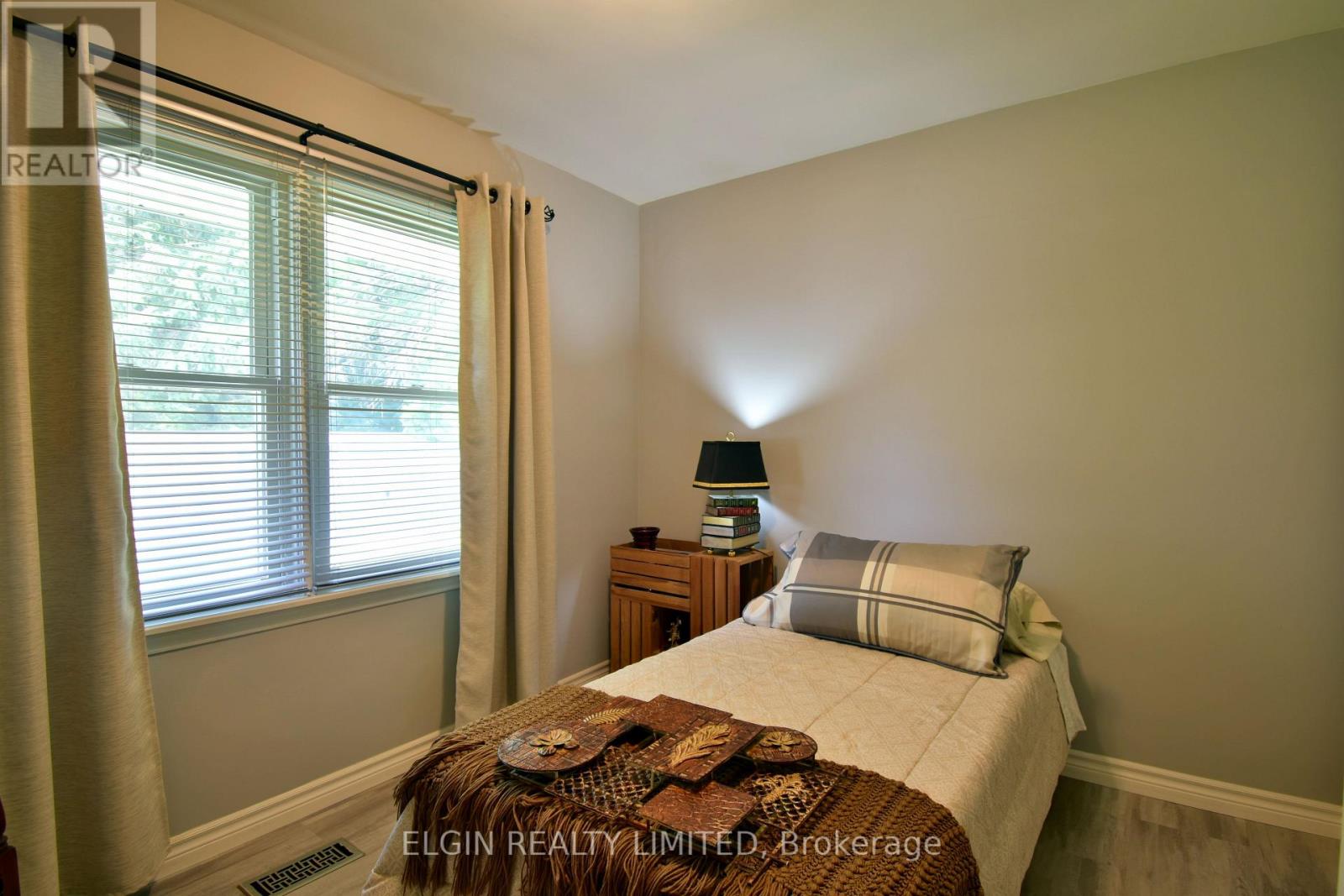 174 ELM STREET - Image 19