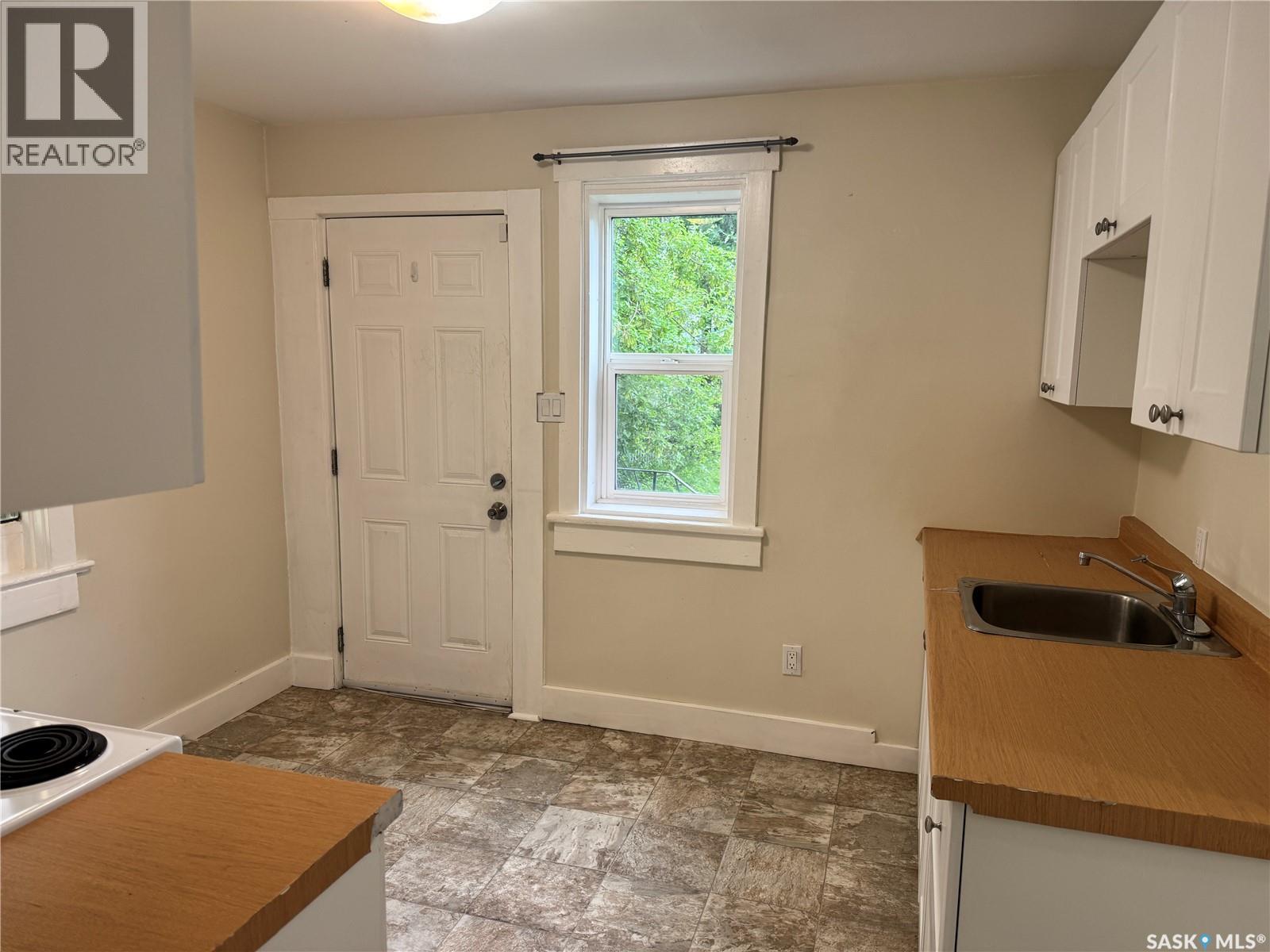 431 G AVENUE S - 13
