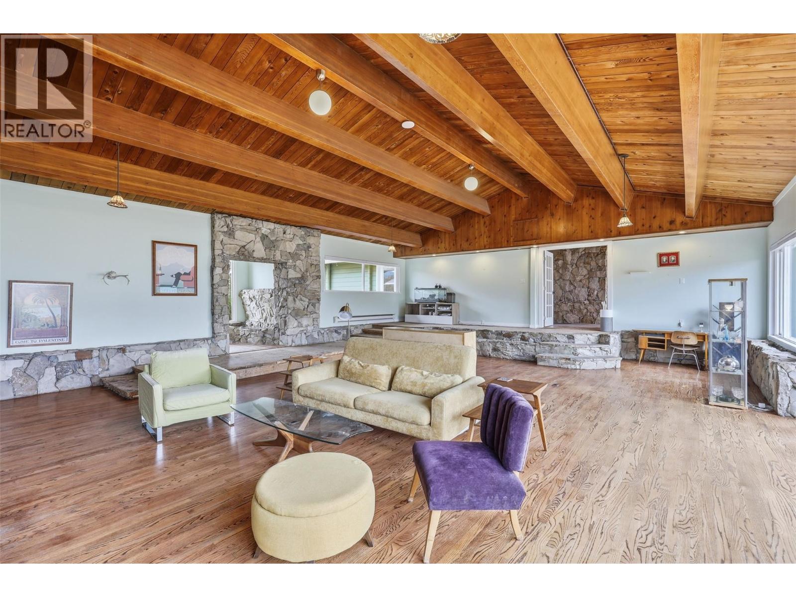 1353 BALE Road - 14