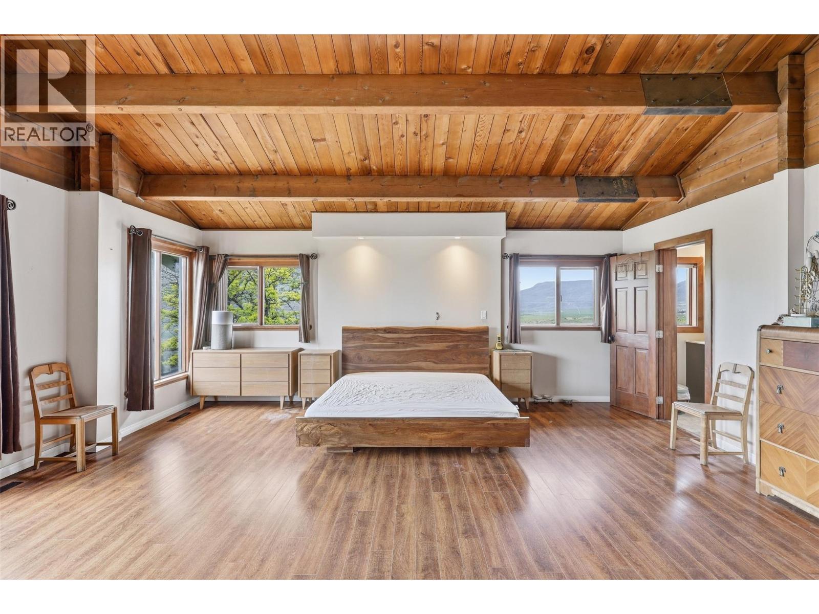 1353 BALE Road - 33