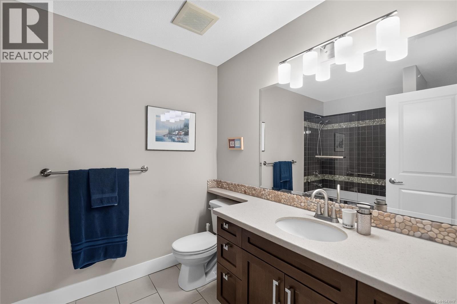 #206 6310 McRobb Ave - 12