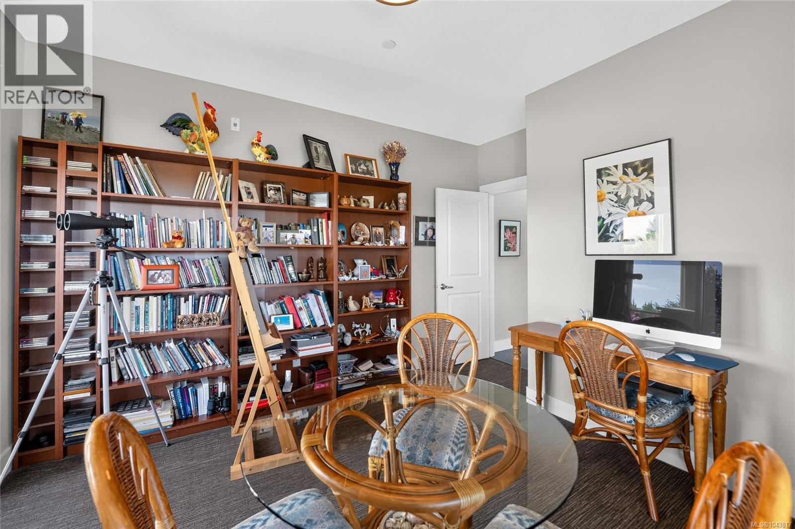 #206 6310 McRobb Ave - 19