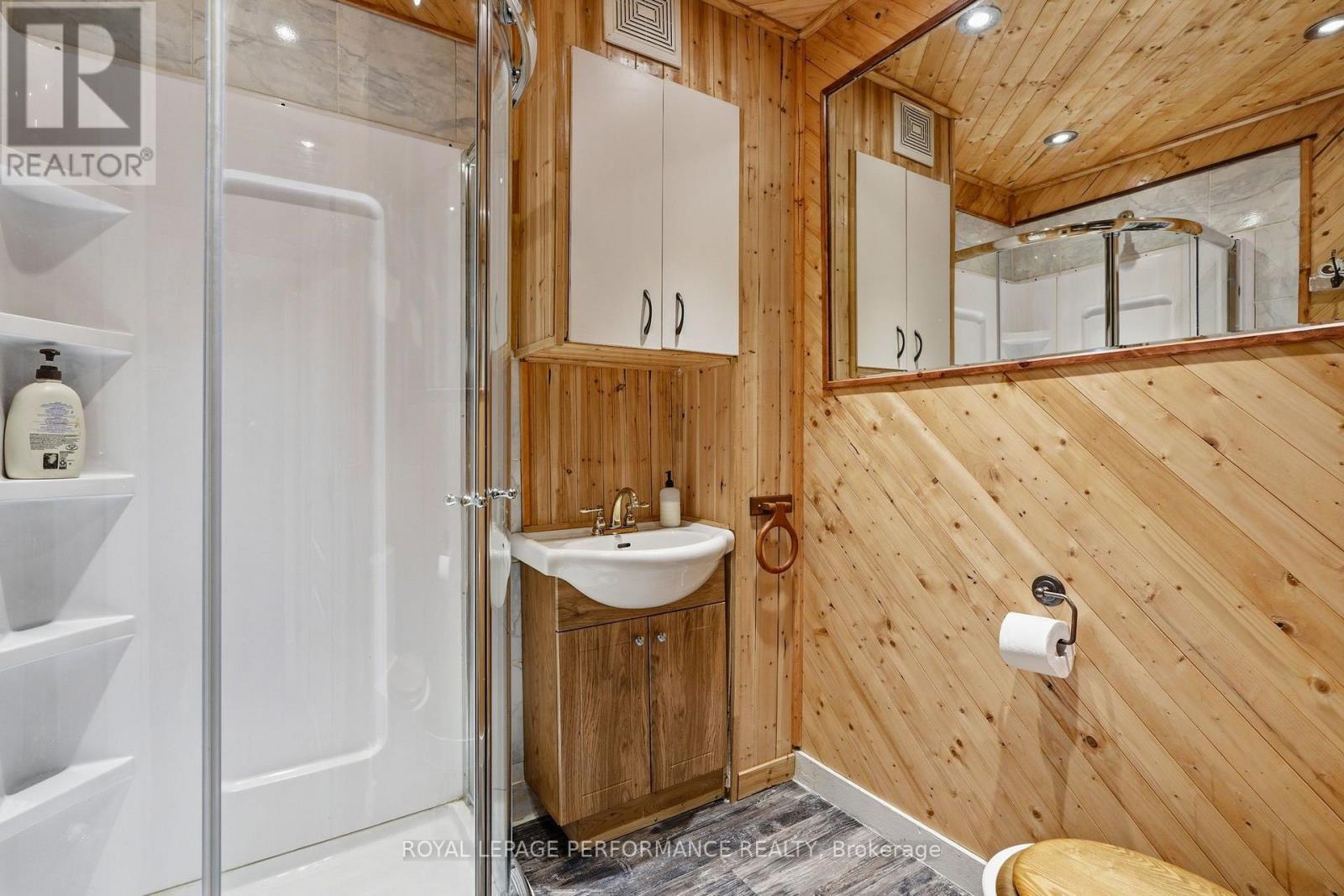770 STATION STREET - 12