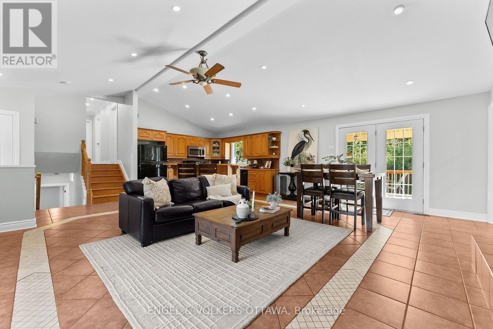 7005 MILLAR ROAD - 15