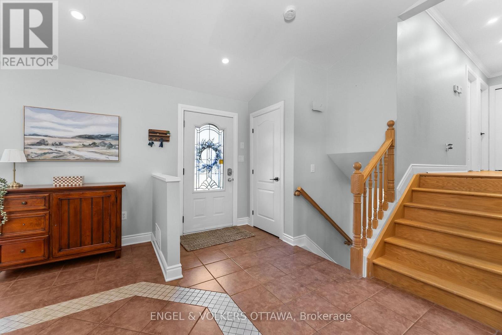 7005 MILLAR ROAD - 17