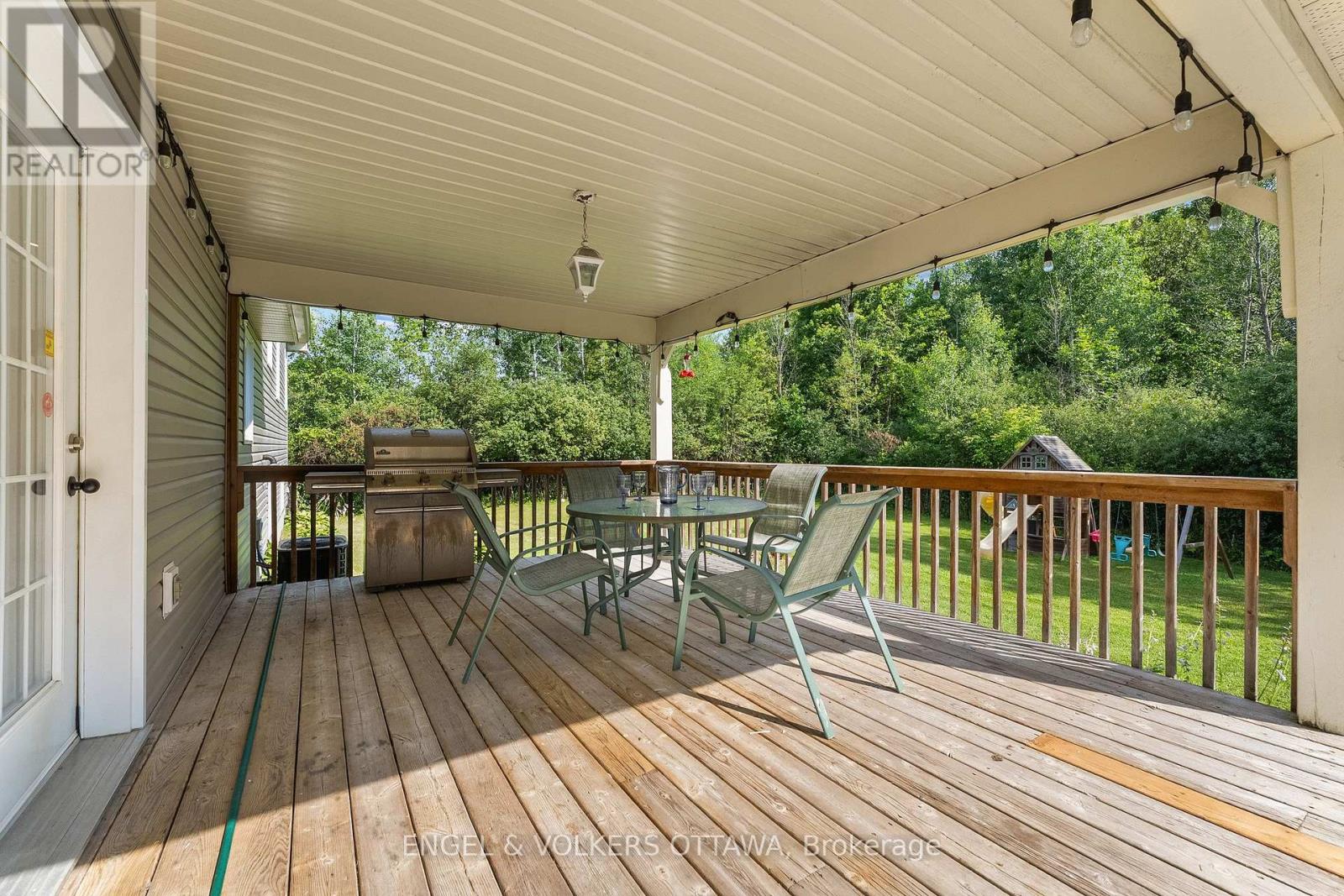 7005 MILLAR ROAD - 30