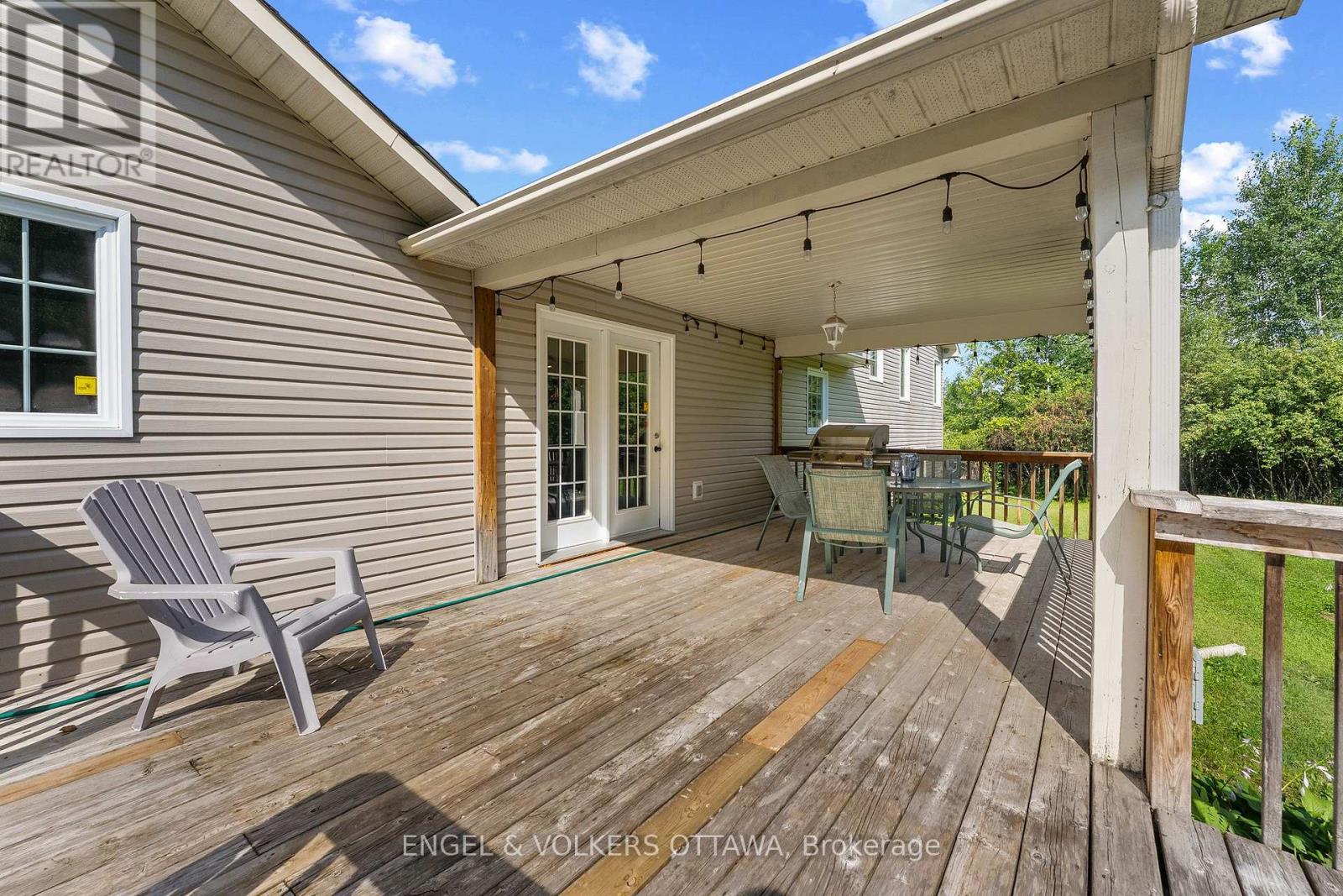 7005 MILLAR ROAD - 31