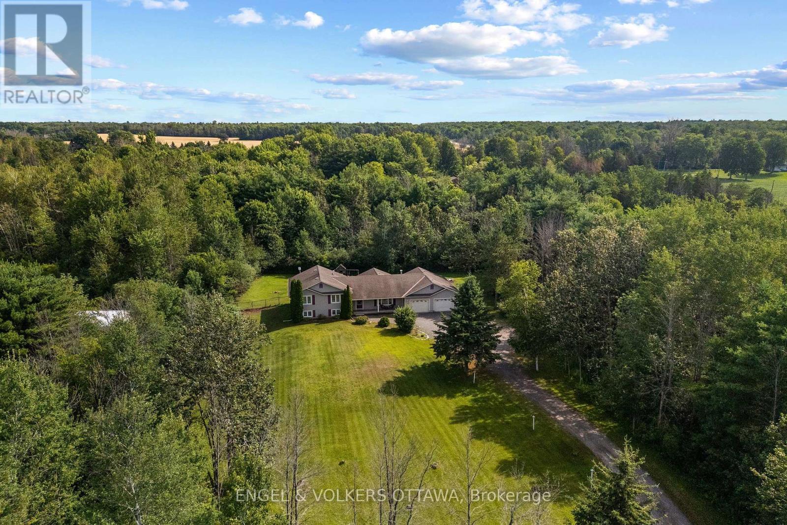 7005 MILLAR ROAD - 36
