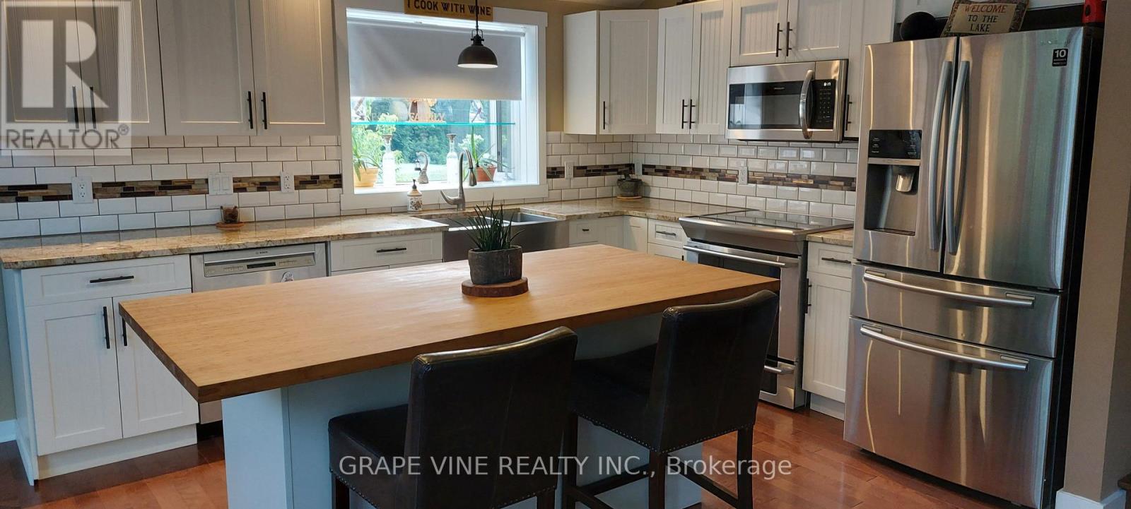 20 BAY STREET - Image 11