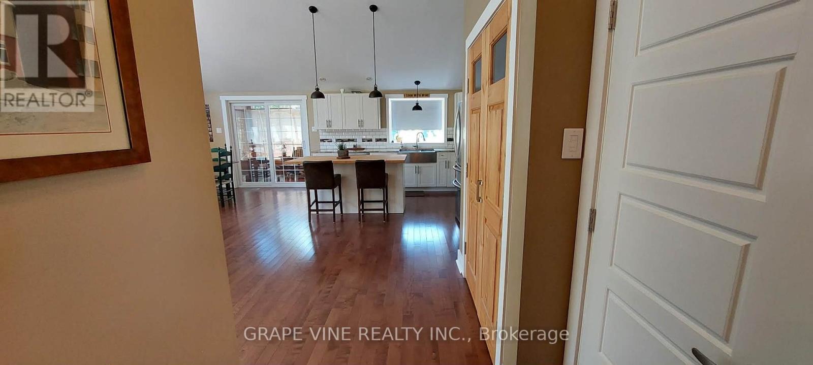 20 BAY STREET - Image 12