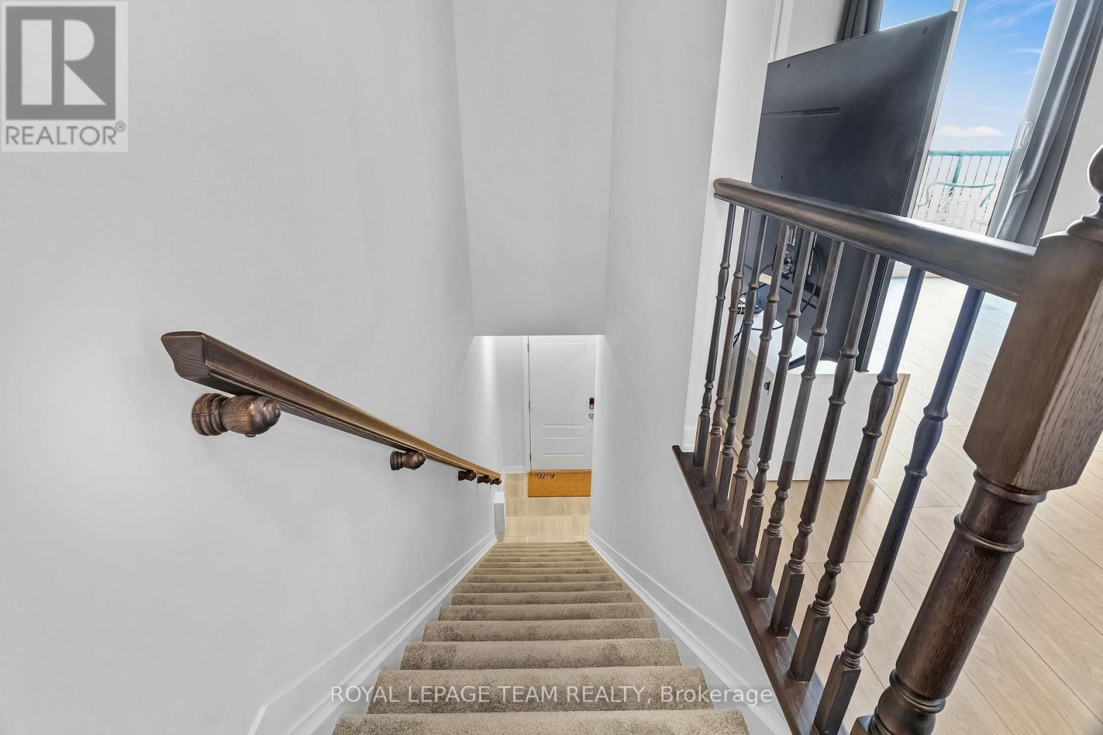 620 PARNIAN PRIVATE - 5