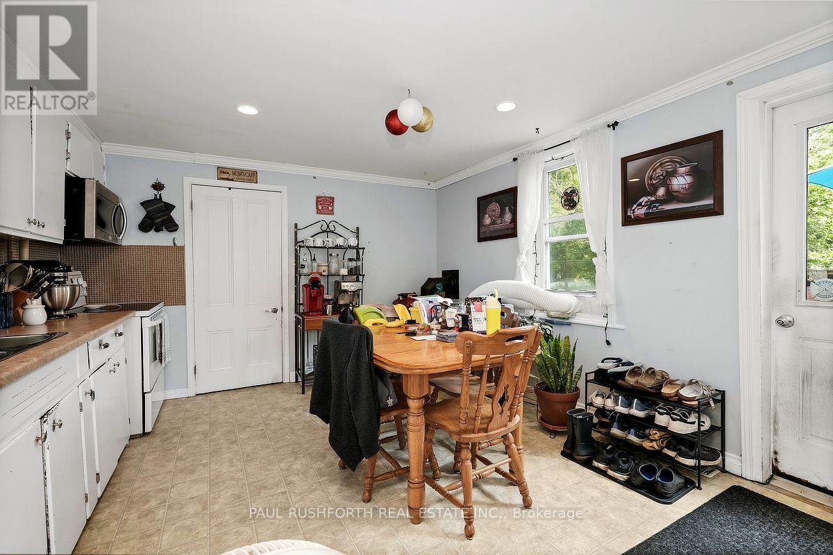 65 HICKORY STREET - 12