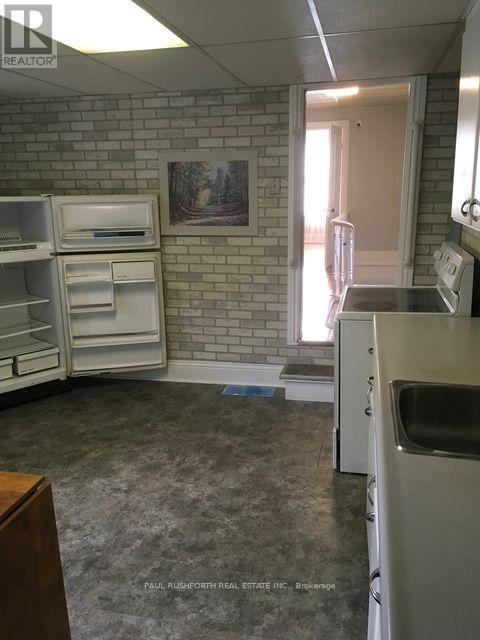 65 HICKORY STREET - 26