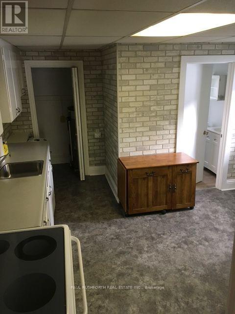 65 HICKORY STREET - 27