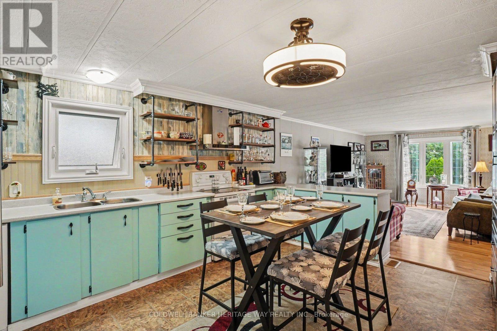 11 OAKWOOD STREET - 10