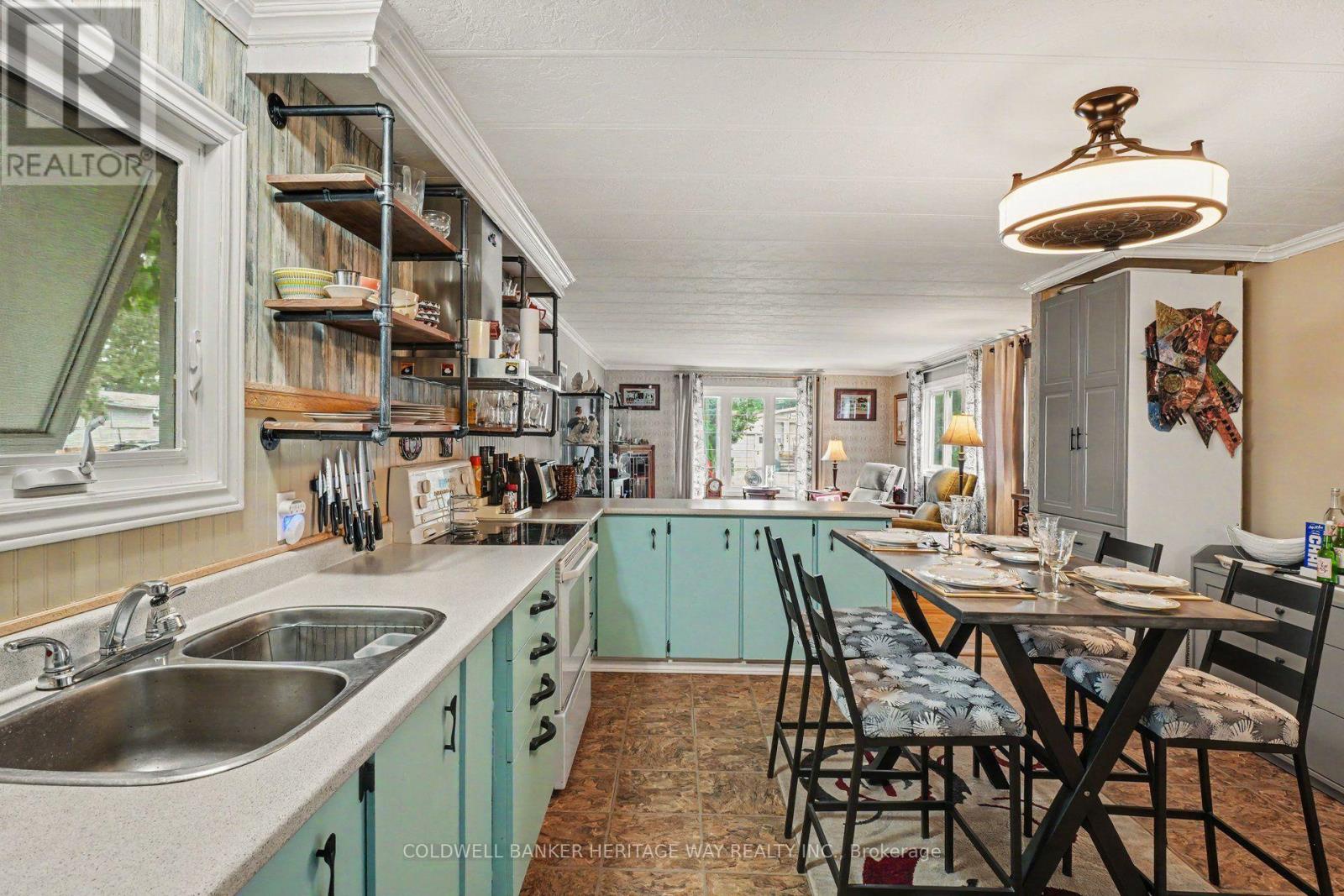 11 OAKWOOD STREET - 12