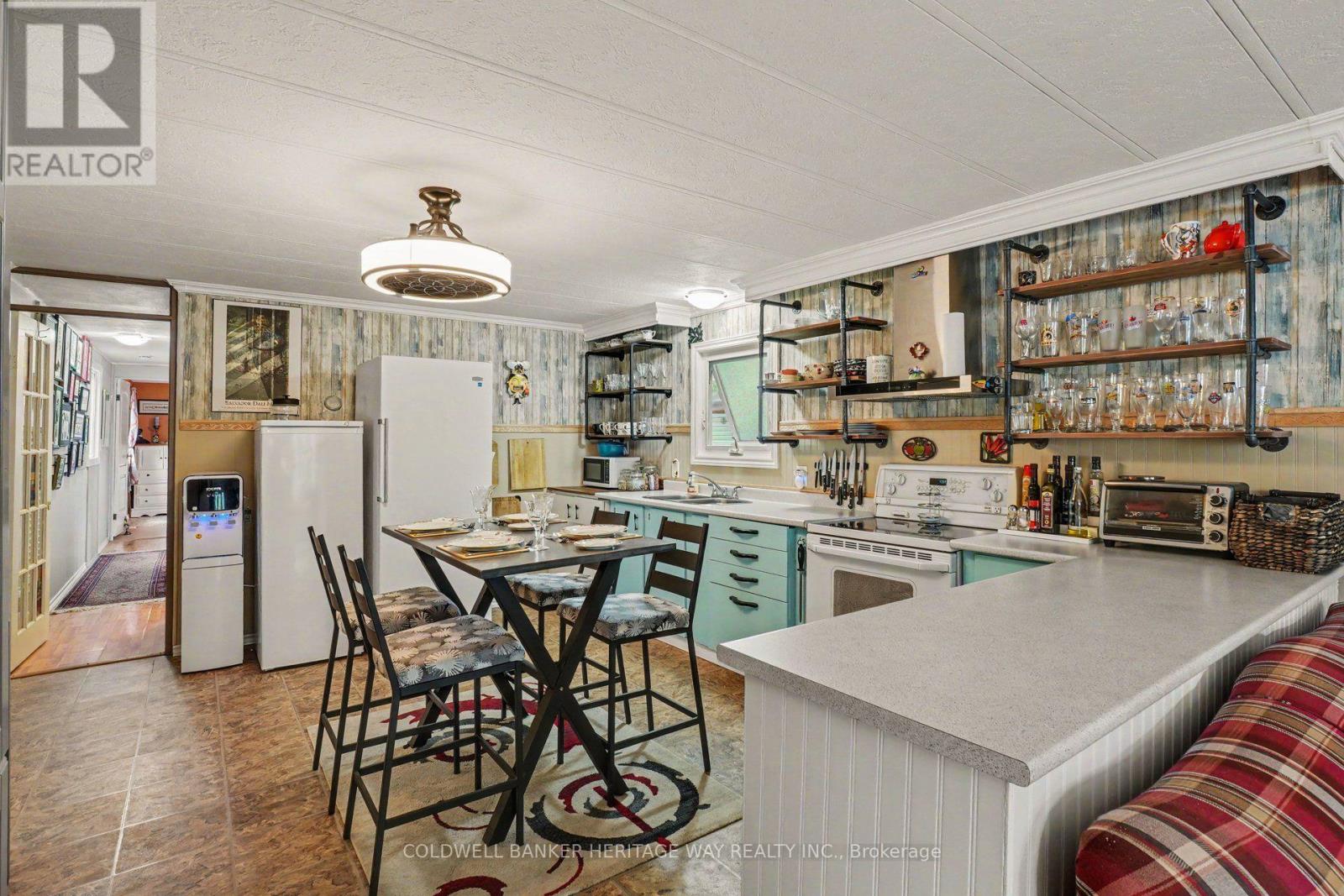 11 OAKWOOD STREET - 13