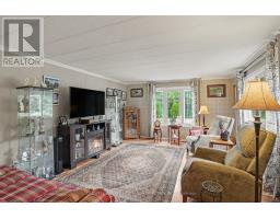 11 Oakwood Street, Beckwith, ON K7C0S6 Photo 7