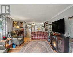 11 Oakwood Street, Beckwith, ON K7C0S6 Photo 8