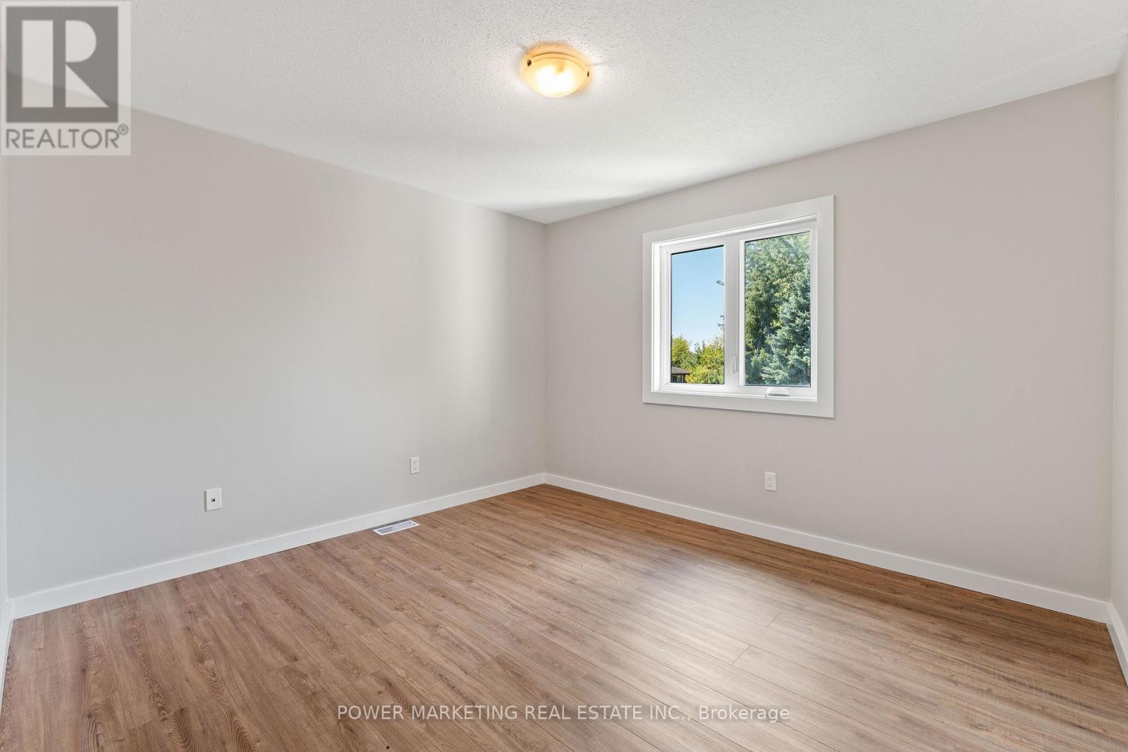 5722 KEMPLANE COURT - 21