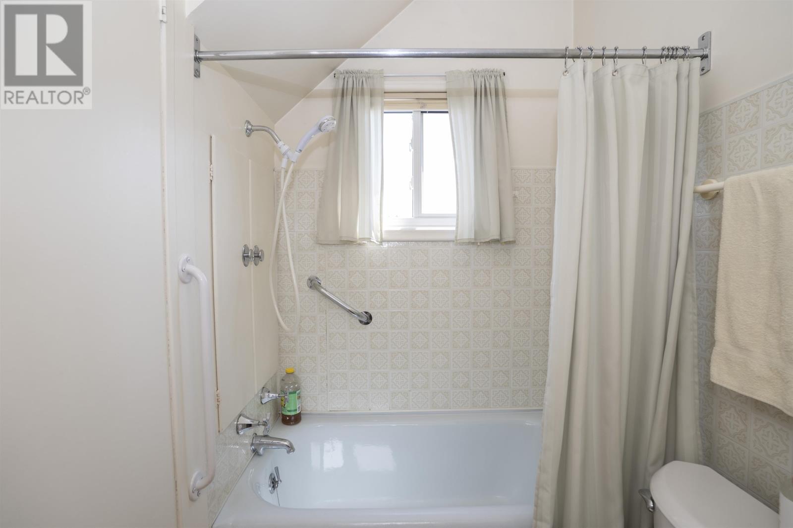 367 MARKLAND ST - 15