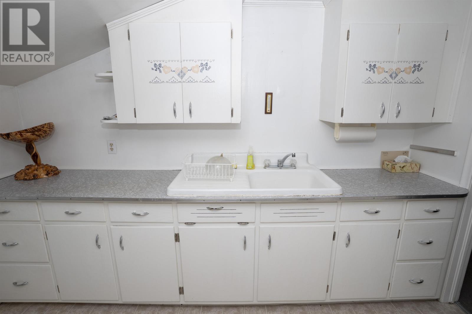 367 MARKLAND ST - 25