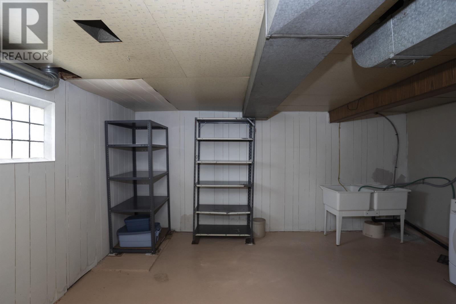 367 MARKLAND ST - 33