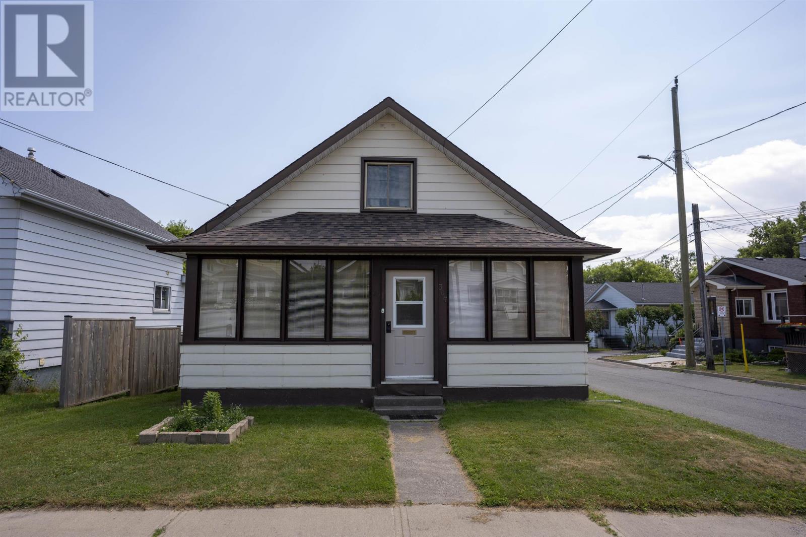 367 MARKLAND ST - 38