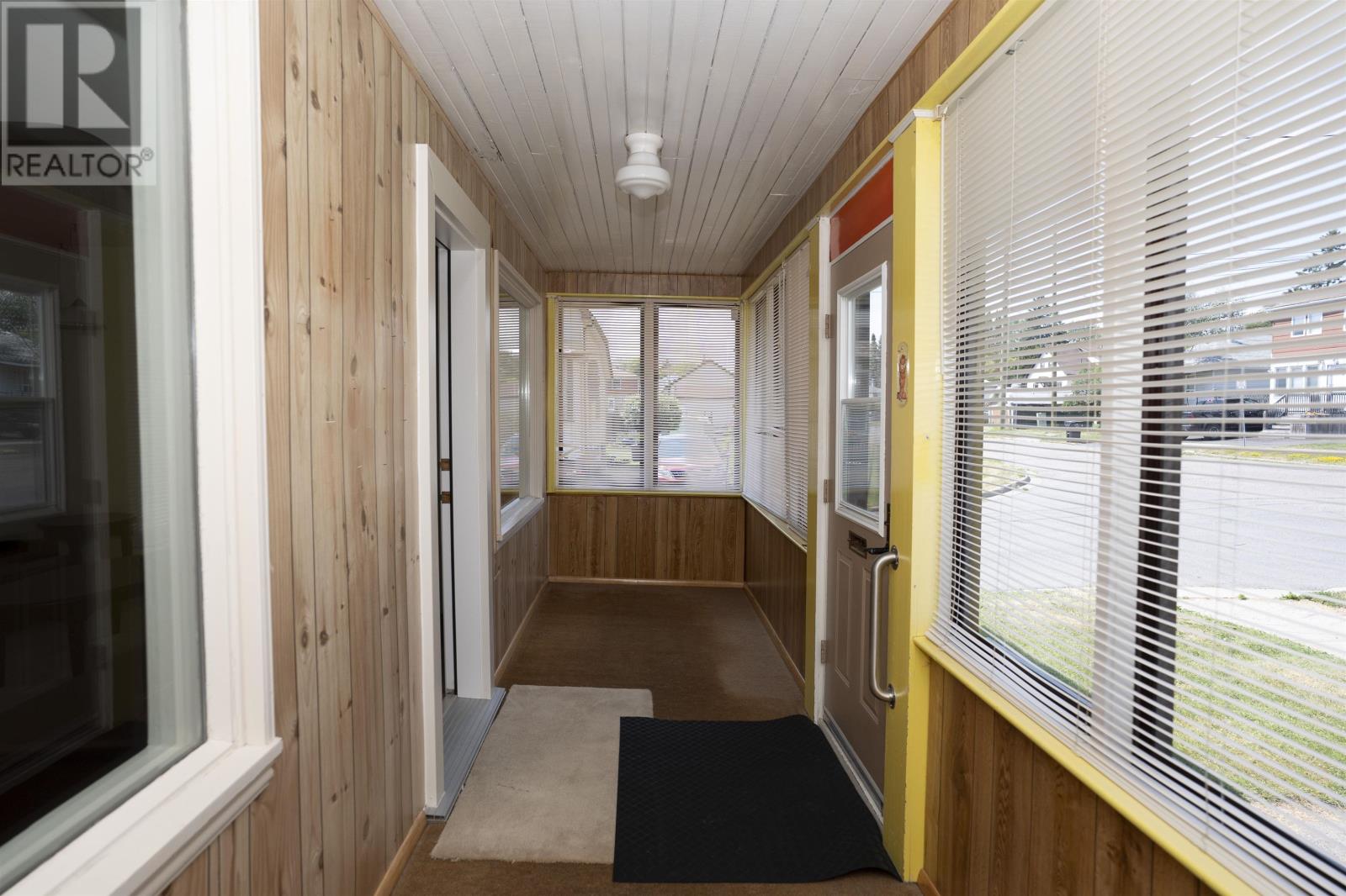 367 MARKLAND ST - 4