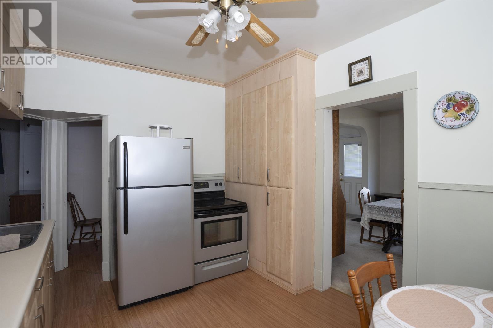 367 MARKLAND ST - 5