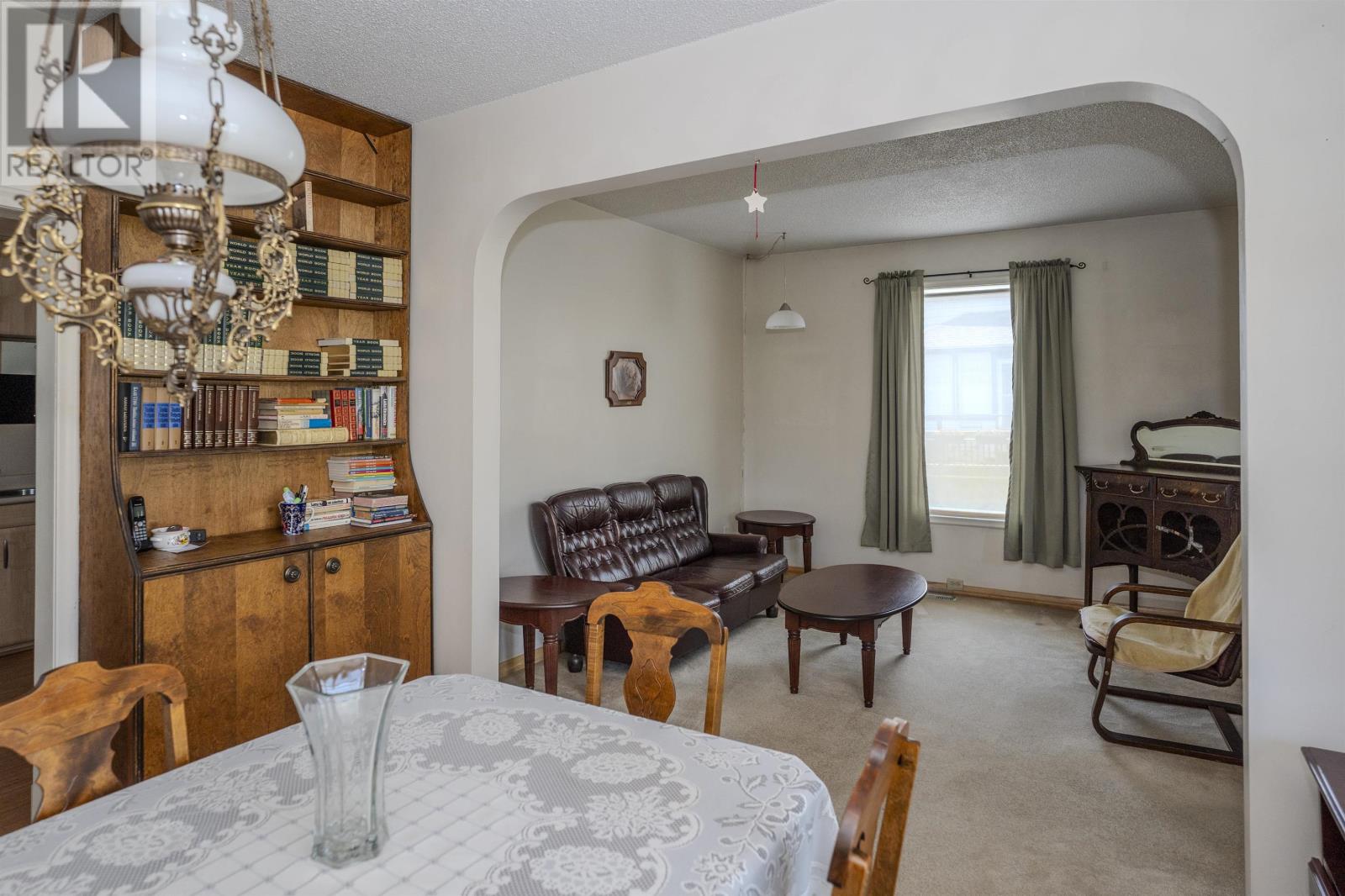 367 MARKLAND ST - 9