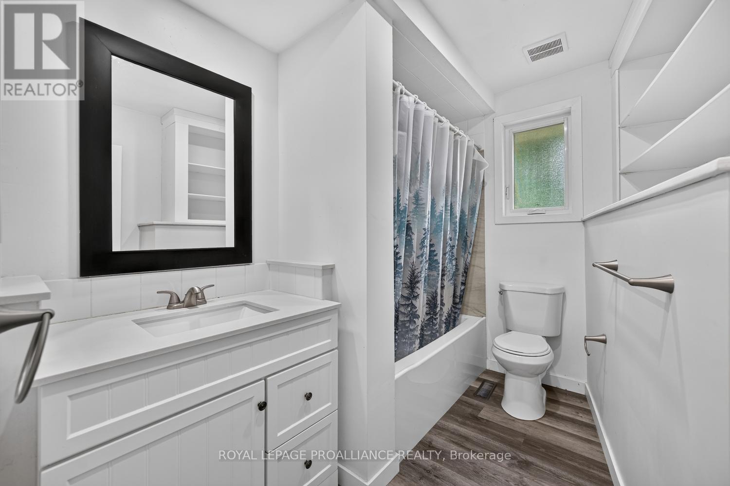415 RAILWAY AVENUE - Image 15