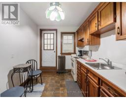 392 Eglinton Avenue W, Toronto, ON M5N1A2 Photo 27