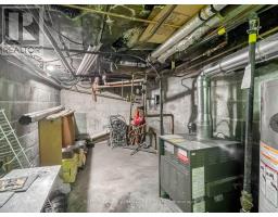 392 Eglinton Avenue W, Toronto, ON M5N1A2 Photo 18