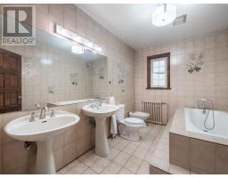 392 Eglinton Avenue W, Toronto, ON M5N1A2 Photo 34