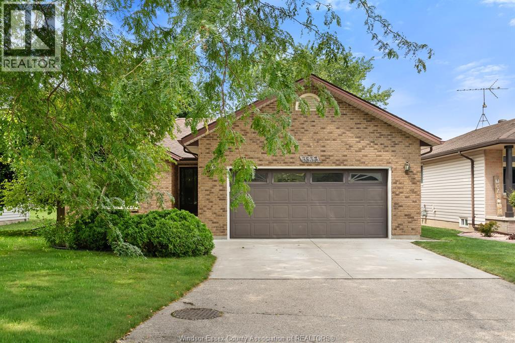 3537 Woodward BOULEVARD - 1