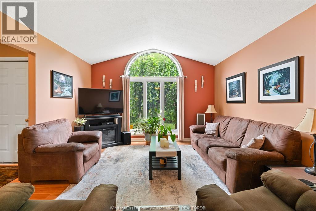 3537 Woodward BOULEVARD - Image 12