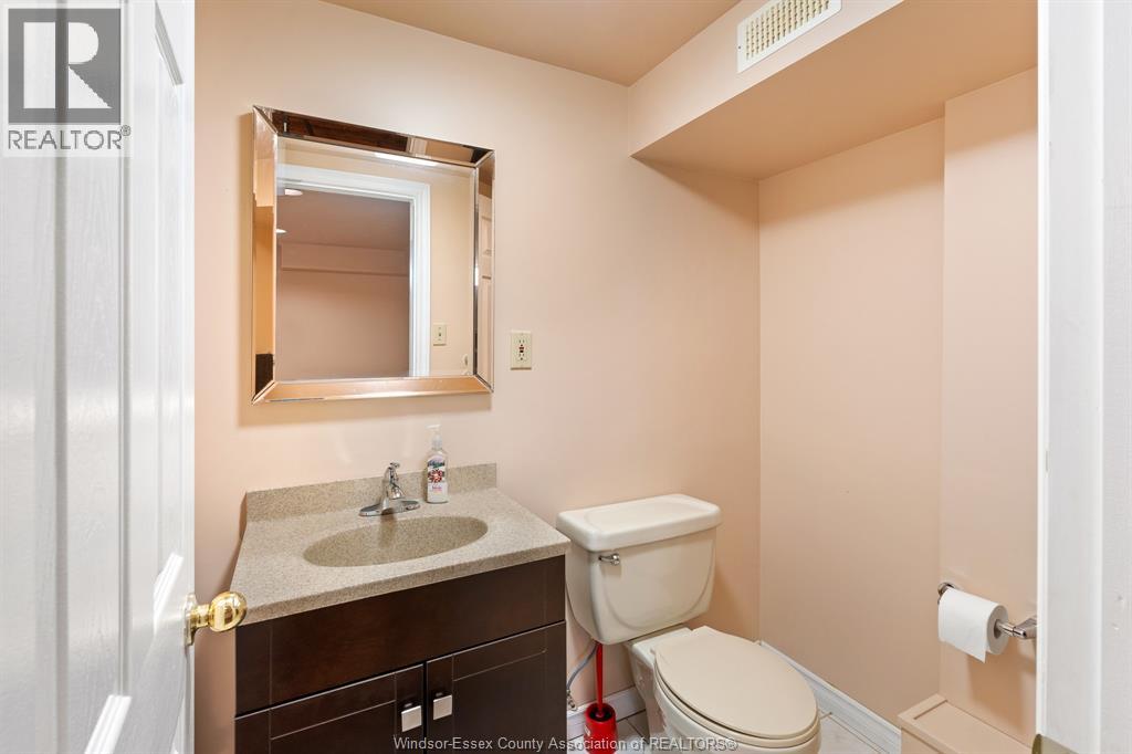 3537 Woodward BOULEVARD - Image 38