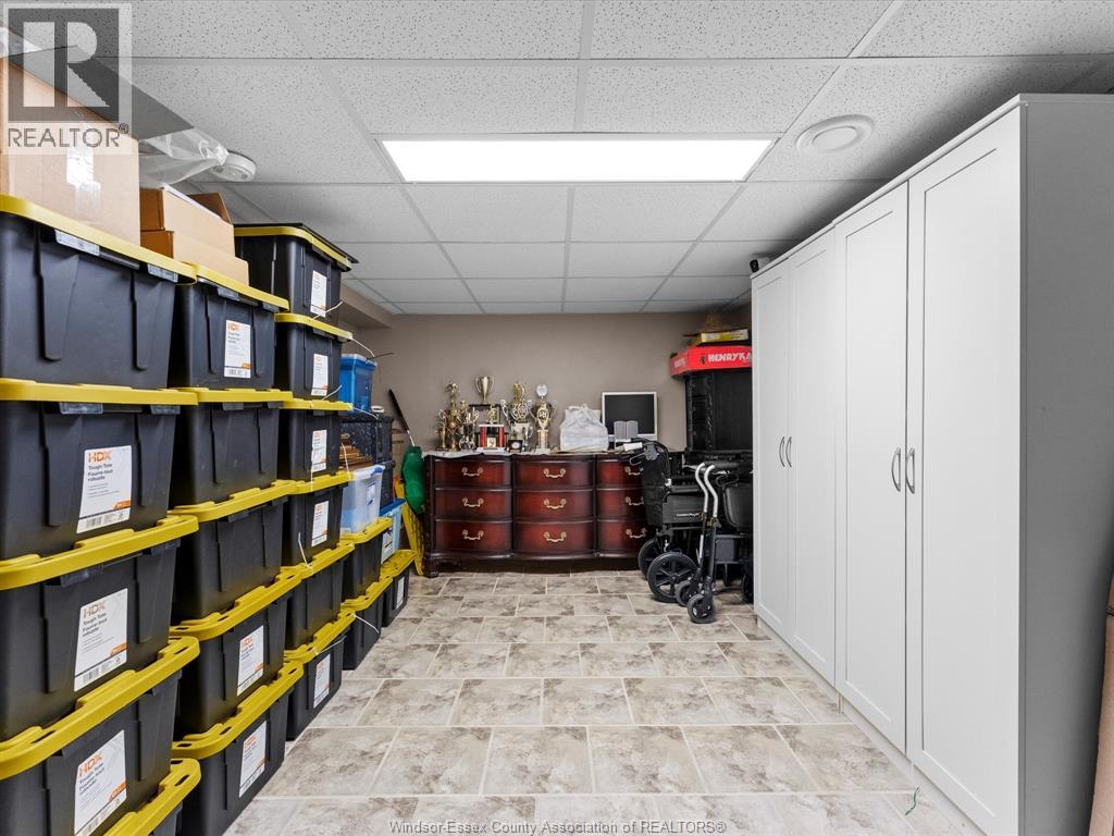 814 WATSON AVENUE - 31
